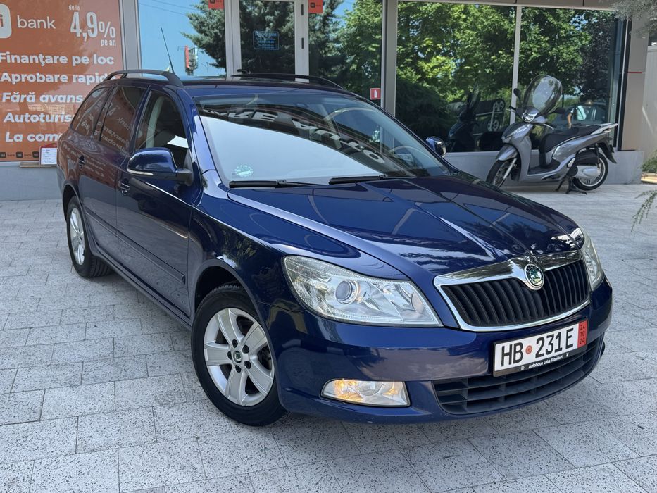 Skoda Octavia //2.0tdi//facelift//ac//servo//pilot//incalzire in scaune//carte service//