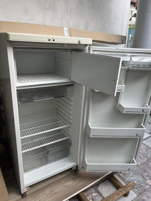 хладилник горна камера