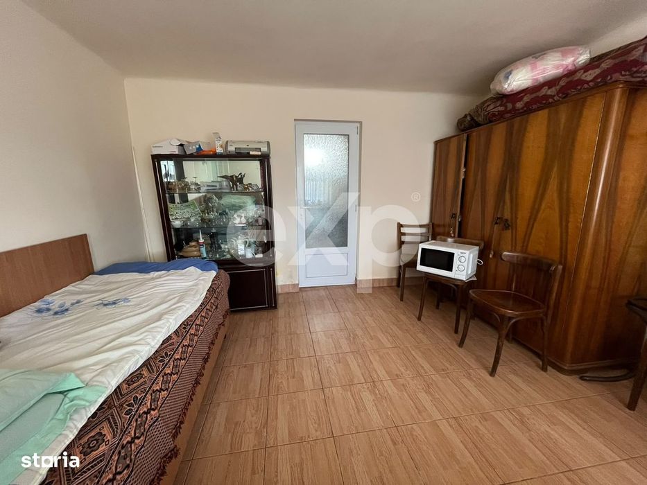 Casa cu 3 camere si teren 1.140 mp toate utilitatile, anexe si acces s