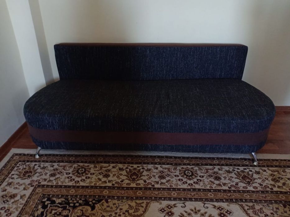 Продается  диван
