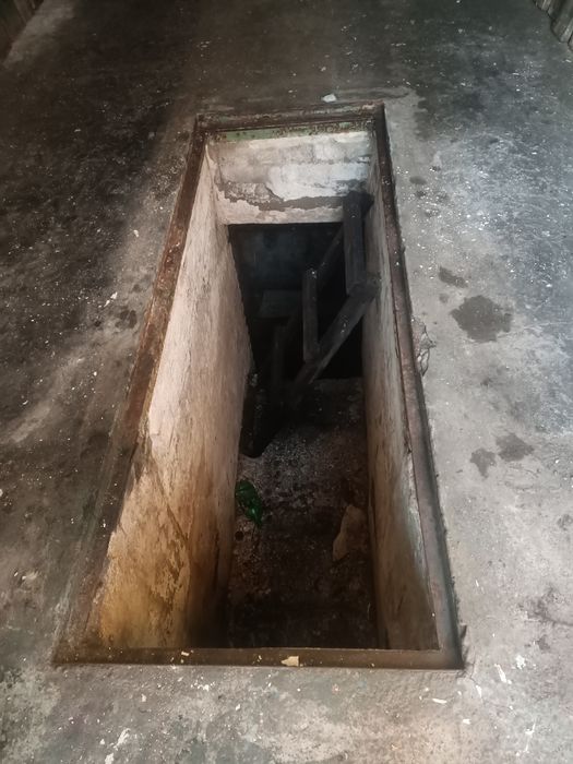 Продам гараж на Торг колонне.