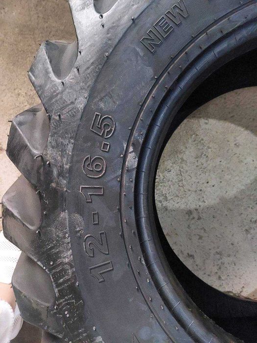 Спец шина 12-16.5 Roadbuster