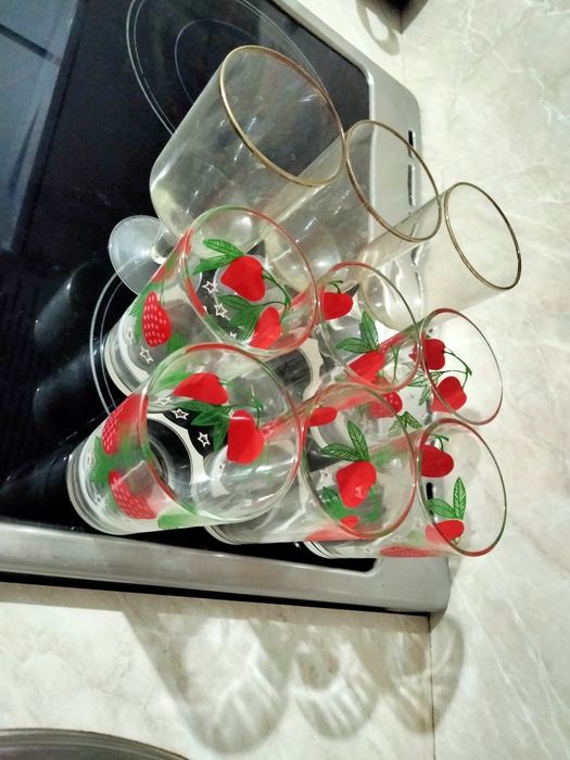 Продаю бокалы стеклянные хорошие