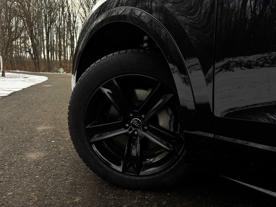 Audi Q8 55 TFSI quattro – Panoramic / Virtual Cockpit / Piele