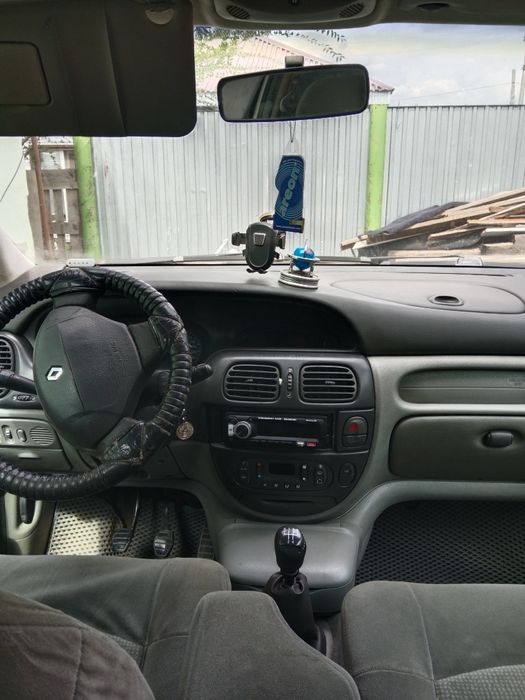 Продам Рено скеник 2002 год