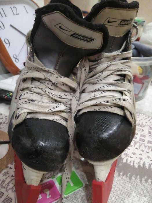 Продаю коньки хоккейные