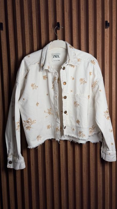 Jachetă denim ușoară Zara