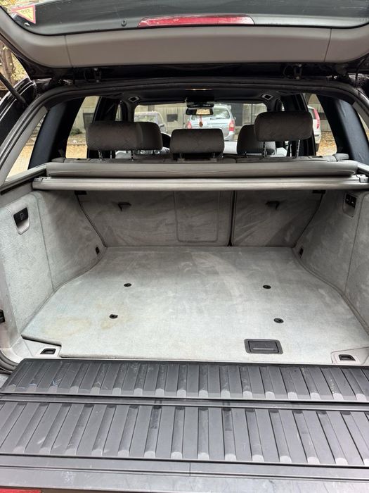 Продавам BMW X5 цвят графит