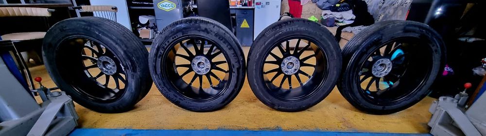 Диски р18 комплект лето