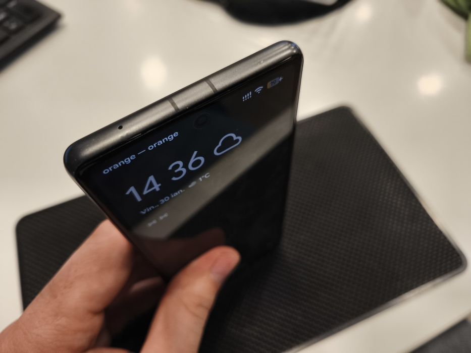 Google Pixel 6A - Utilizat, Stare bună