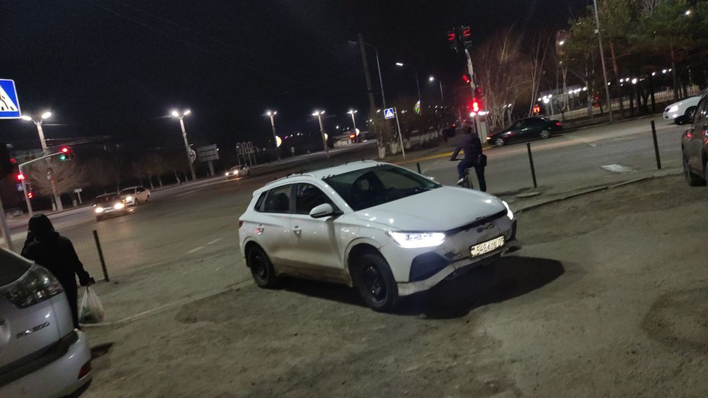 BYDE2  электромобиль