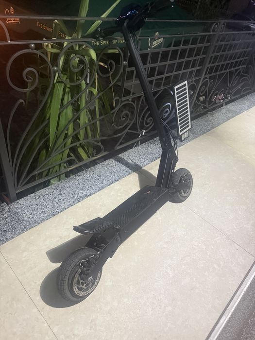 Trotineta kukirin g2