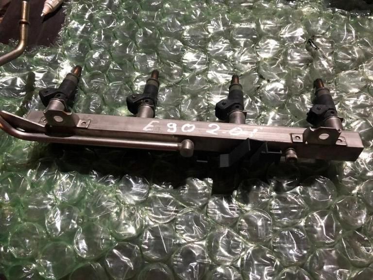 Rampa injectoare BMW Seria 3 E90 7530420 2.0 benzina