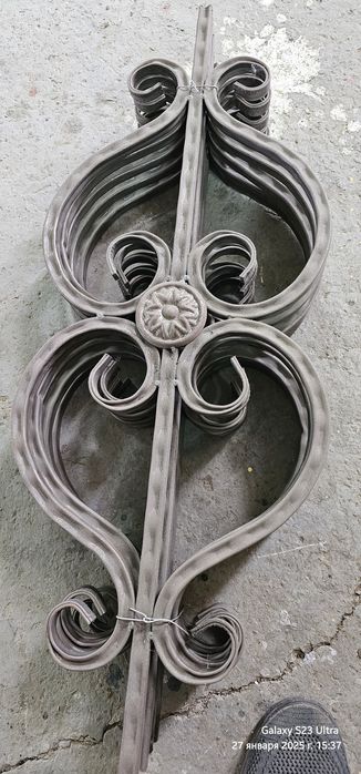 Профилдан ясалалга хар хил гулар факад бизда.