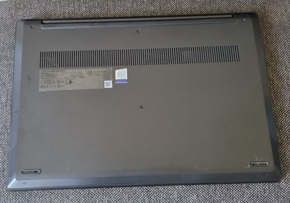 vand laptop Lenovo IdeaPad S340.15,6"FH.i5 8265 Quad Core.8 Gb.Ssd 256Gb