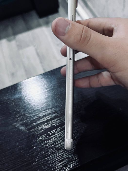 Продаётся iPhone 7 plus