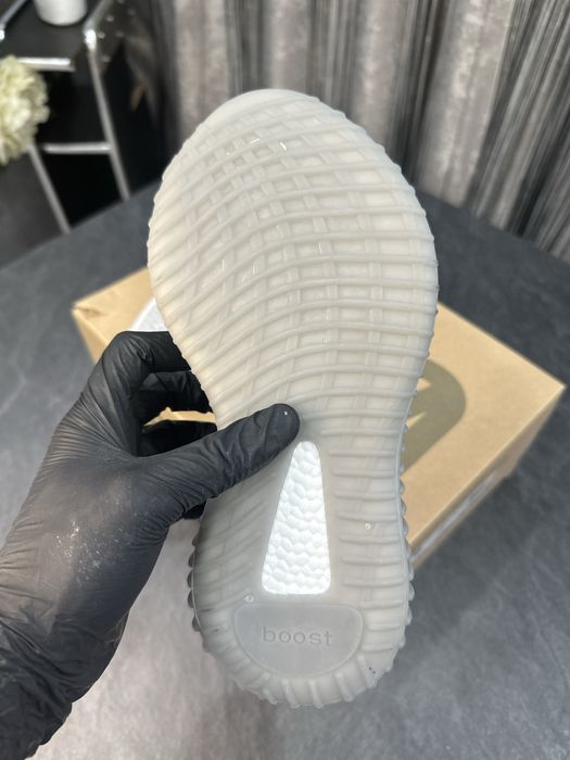 Adidai Dama. Yeezy Boost 350 V2-  Nr-37. Full box!