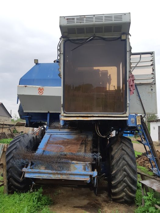 Комбайн енисей -1200