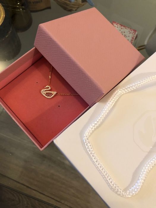 Lant Swarovski Swan rose gold Lantisor colier