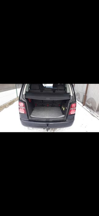 VOLKSWAGEN Touran 2004 — imagine 4