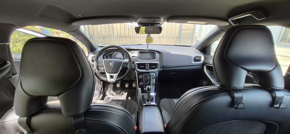 VOLVO V40 AF 2015