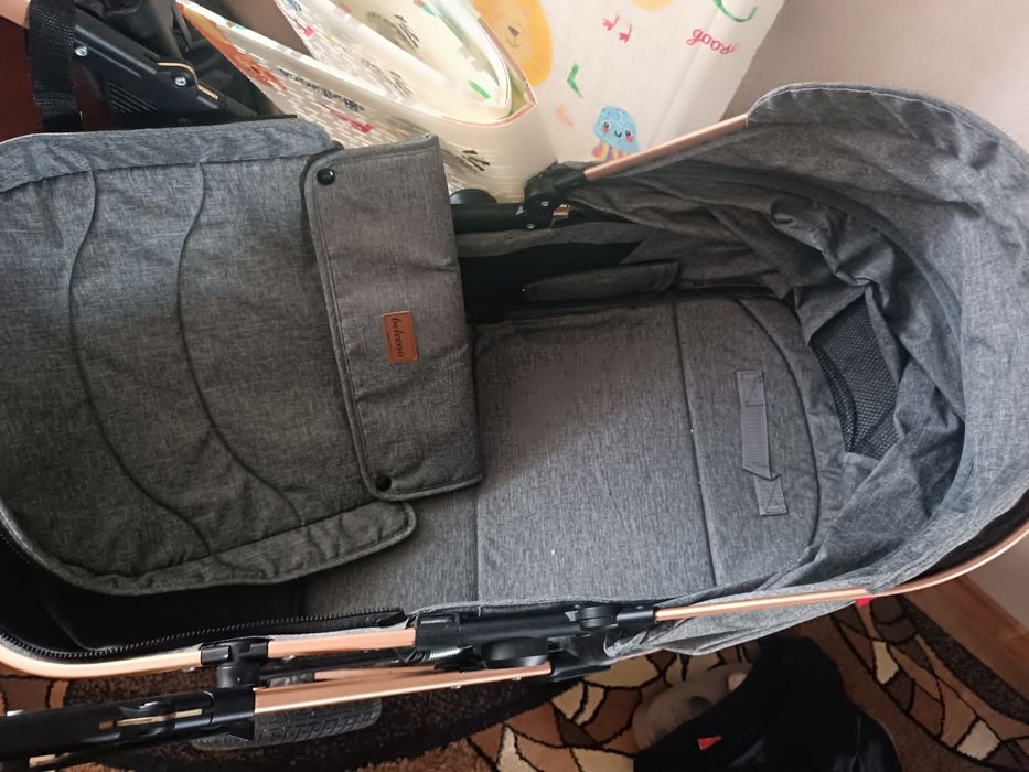 Продам коляску , зима лето