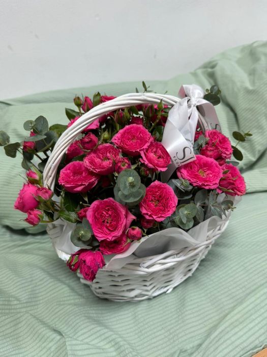 Продам кустовые розы