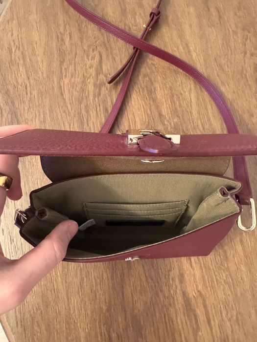 Чанта Furla Sofia Grainy в цвят бургунди