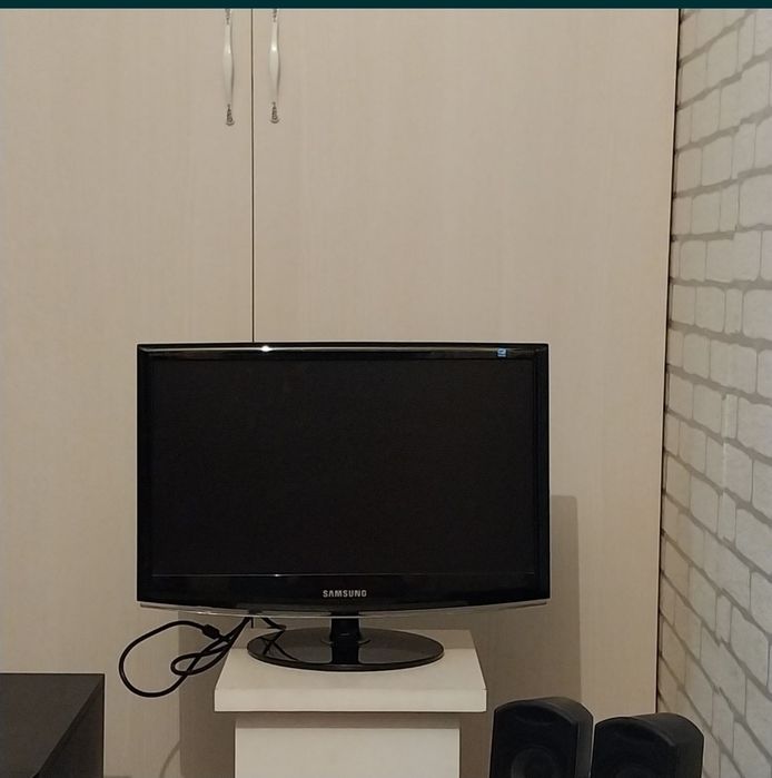 Срочно продам компьютер с комплектом