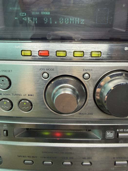 Аудио система Aiwa XR-MD101EZ.