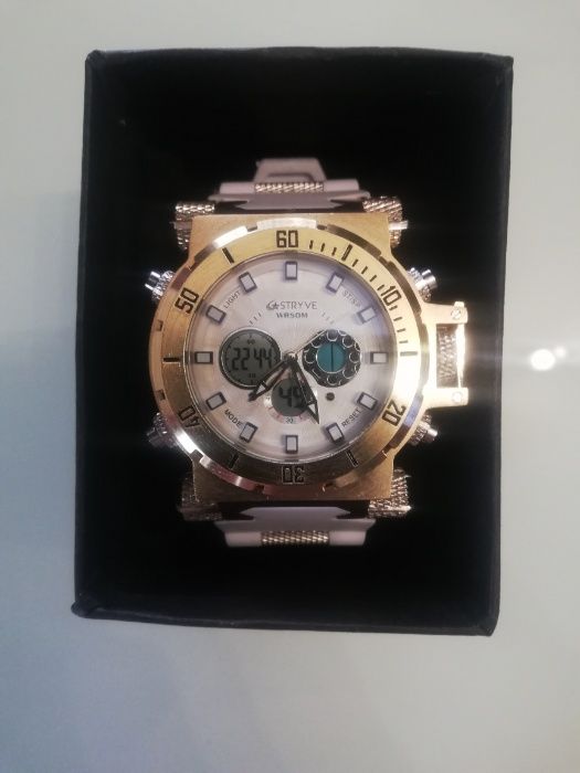 Брутален Часовник Водоустойчив