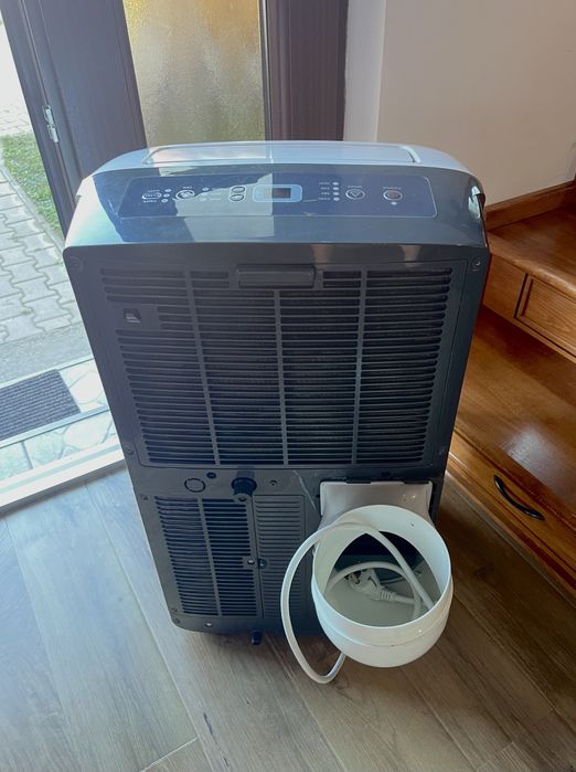 Aer condiționat portabil Hisense APH12 – 12.000 BTU