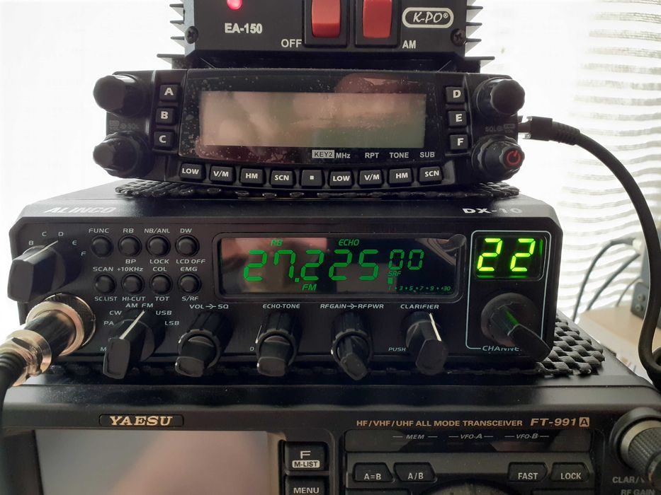 Statie CB Alinco DX 10