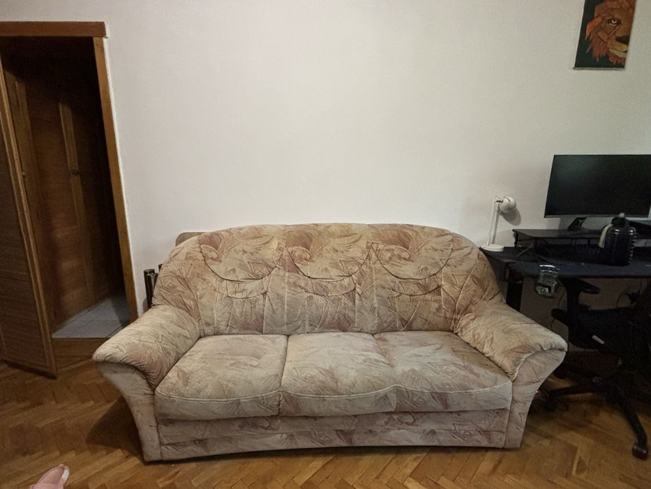 Canapea 3 persoane