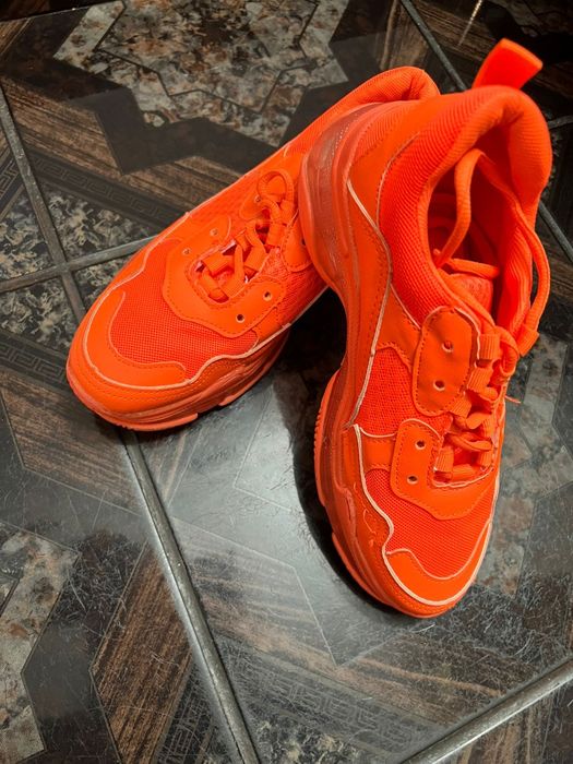 Adidasi pentru alergare