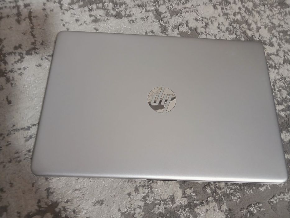 Hp noutbuk core i5 12