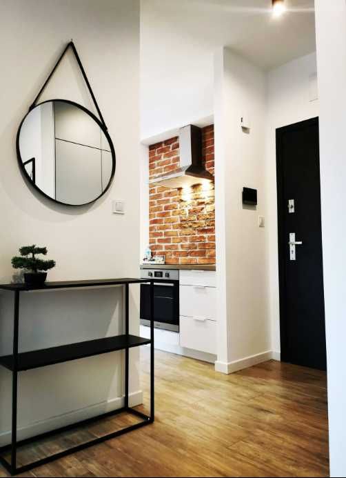 Дава се под наем Двустаен апартамент в Пловдив, Въстанически - 59 кв.м за 178.5 € - Снимка #1