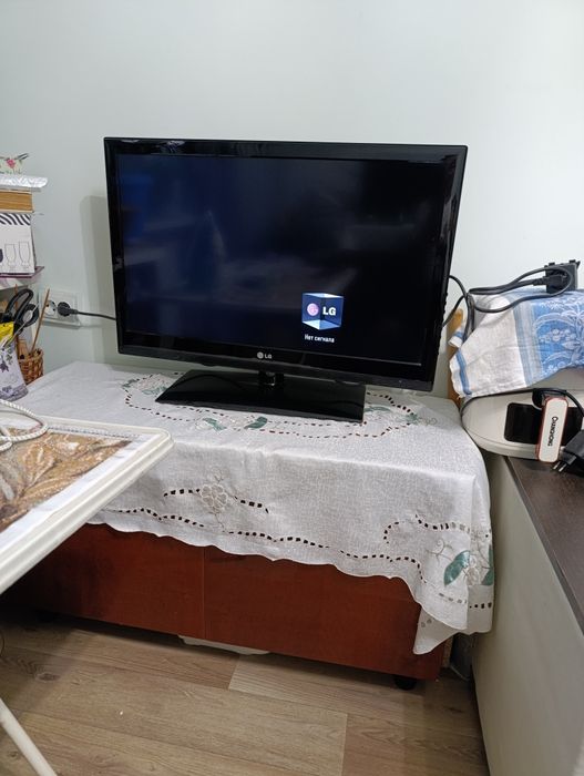 Продам телевизор LG 2012 года