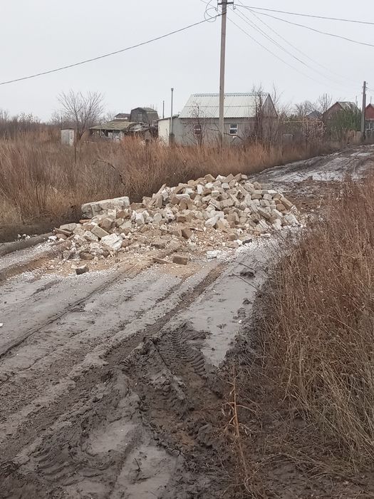 Продам строй мусор.бут камень. Пгс. Глина