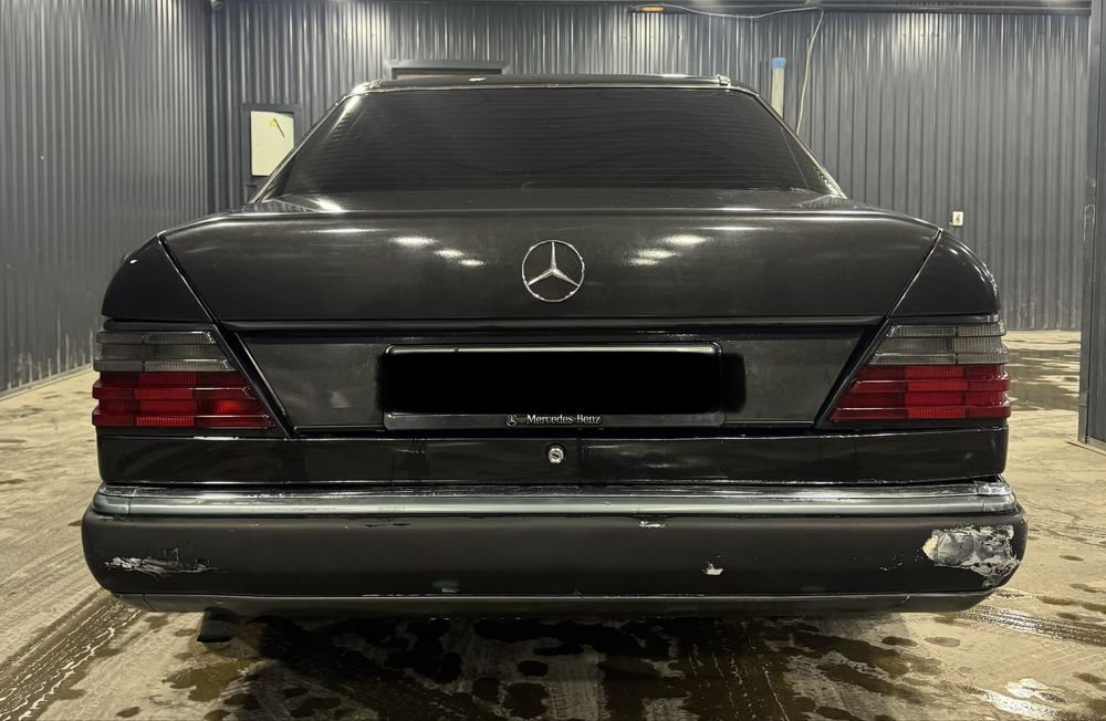 Mercedes-Bens 124 sotiladi yoki variant arenda