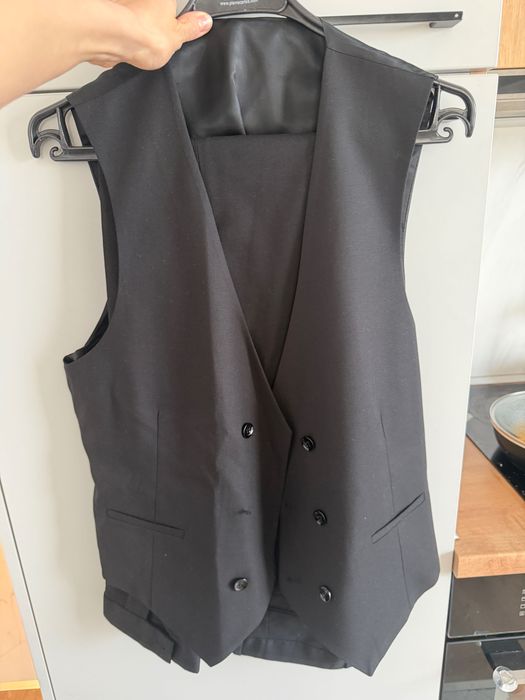 МЪЖКИ КОСТЮМ от две и три части 52 размер