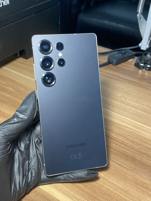 Samsung Galaxy S25 Ultra • 256 GB • Titanium Black / Cod Produs: 4524