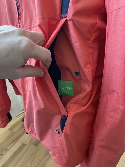Boss  оригинал яке мьжко L пролет-есен