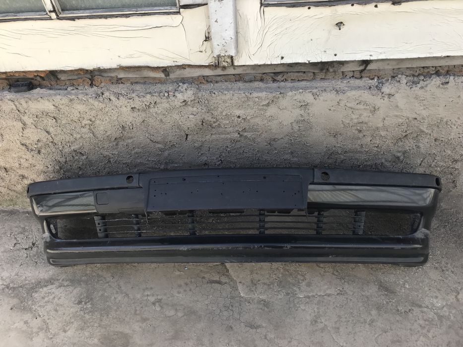Бампер перед на BMW E38