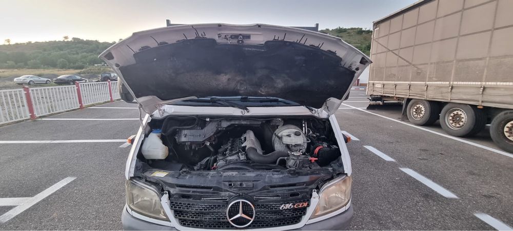 Mercedes Sprinter 2.7, basculabil pe 3 părți