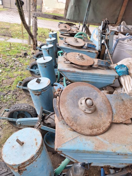 De vânzare semănătoare porumb SPC 6 din2004