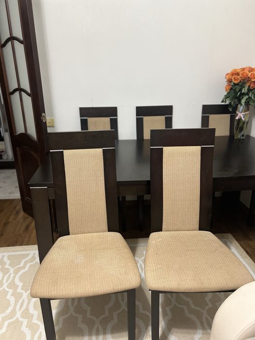 Продам стол и стулья
