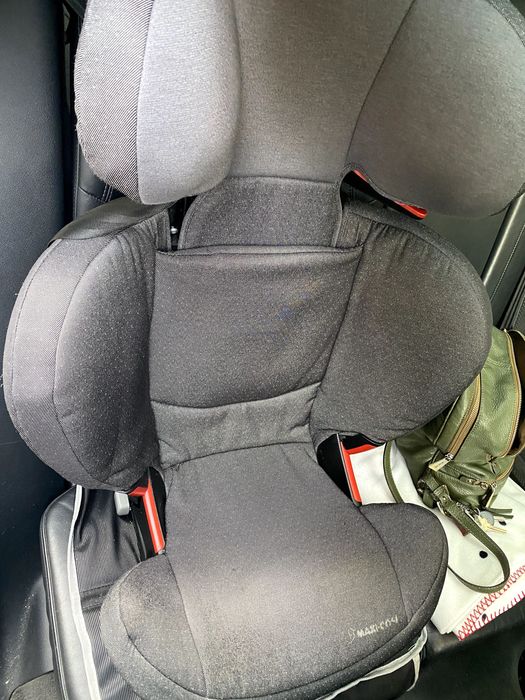 Столче за кола Макси Кози,Maxi Cosi Rodi 15-36 kg. изофикс