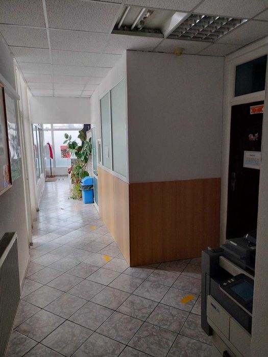 Inchiriez spatiu comercial