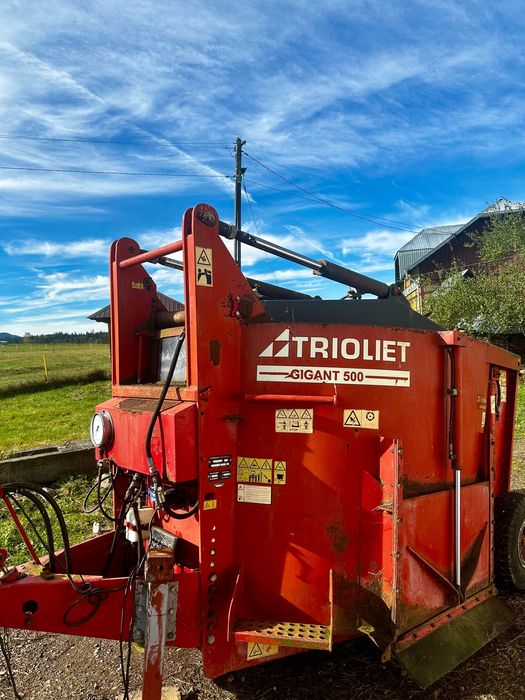 Remorca tehnologică / furajera Siloking /Trioliet Solomix 1-500